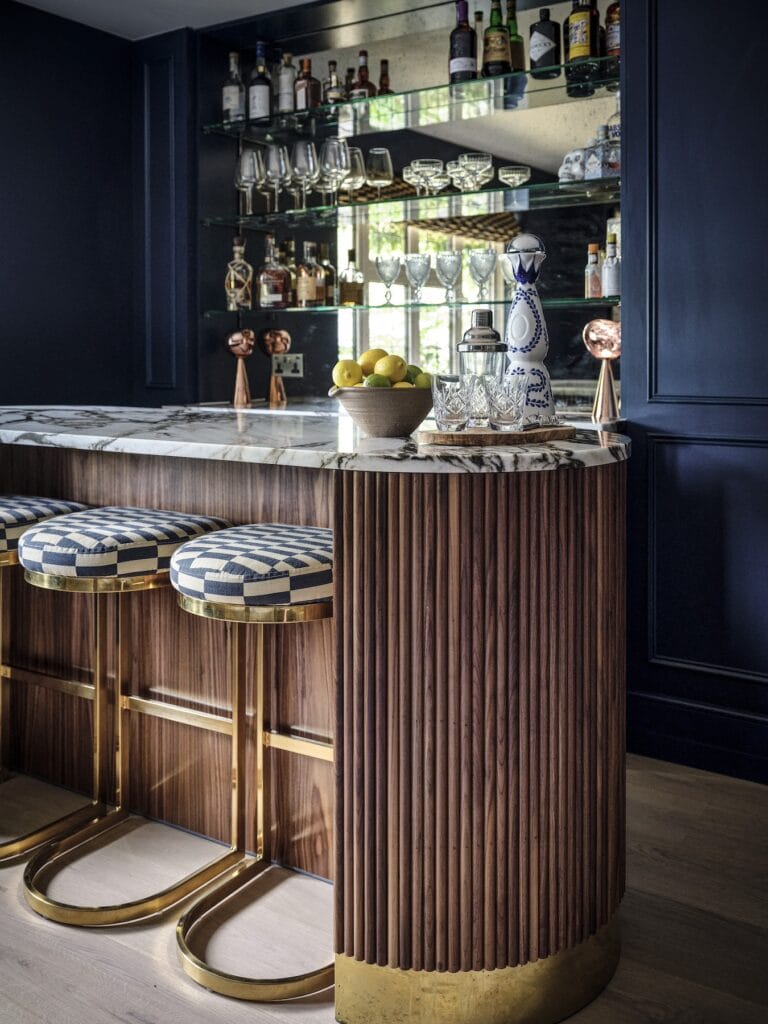 TCN_BRADLEY TAYLOR DESIGN - Arden House- Surrey BAR 0325