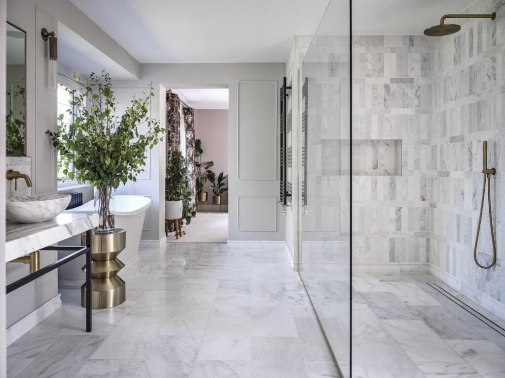 TCN_BRADLEY TAYLOR DESIGN - Arden House- Surrey BATHROOM 2 0176